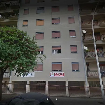 住宿加早餐酒店 Chez Moi 卡尔塔尼塞塔